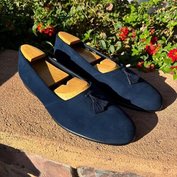 Vintage Roger Bowman’s Blue Suede Dress Slipper - Picture 1 of 12